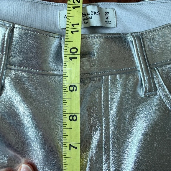 Abercrombie & Fitch 27/4 Silver Vegan Leather 90s Relaxed High Rise Pants - Picture 7 of 8